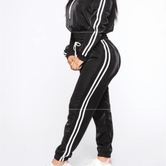 Jogger set - Picture 2 of 2